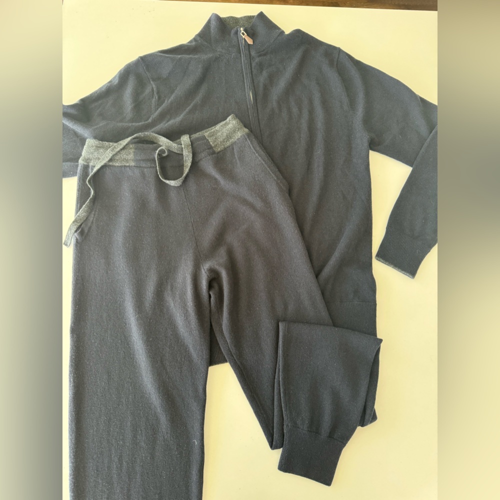 N. Peal Cashmere Set